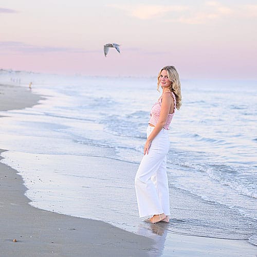 ogunquit beach portraits at footbridge beach. senior portraits at footbridge beach in ogunquit